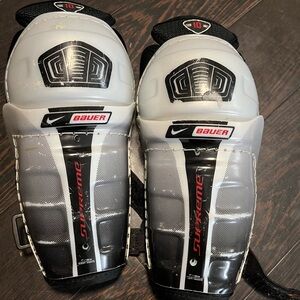 Nike Bauer Supreme Hockey Shin Pads Kids 7 Inch